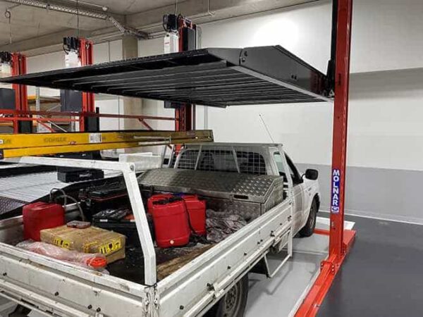 Laser 22CP 2 car stacker under platform clearance detail