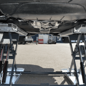 CM350-LS mid-rise scissor hoist product image