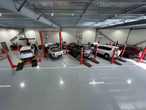 SM450 4 post hoist at Toyota Clare Valley dealership