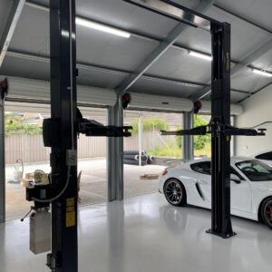 Bradbury 40SE 4 tonne 2 post car hoist lift for vehicle servicing